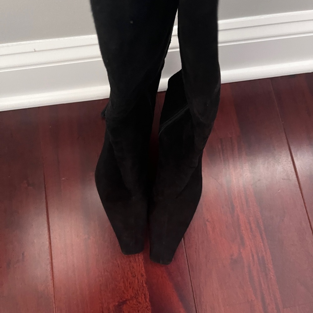 Prada Black Heeled Boots with Stiletto Heel and Pointed Toe - Picture 12 of 14